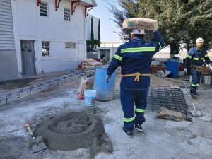 Entregando-material-obra